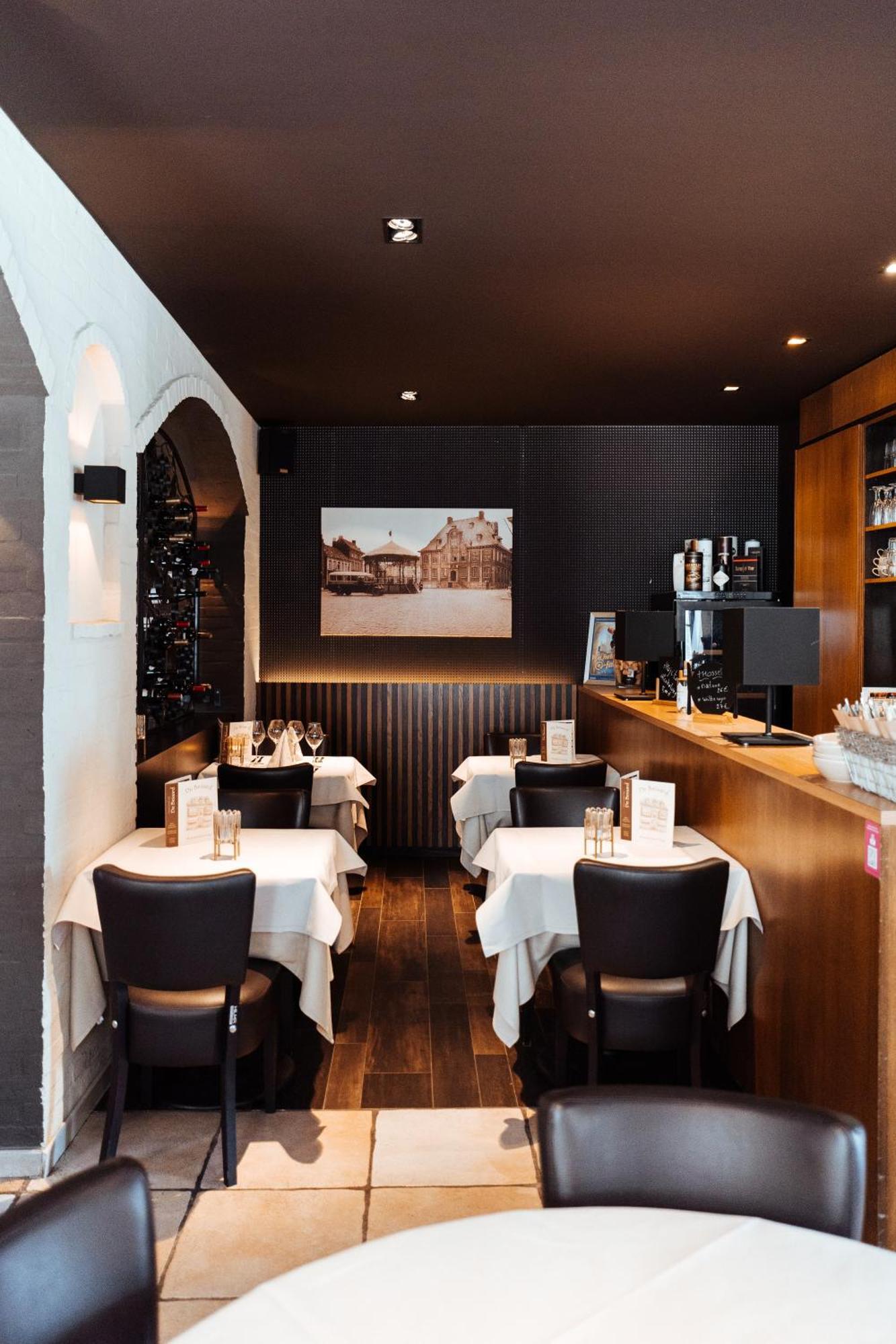 Hotel Brasserie De Beiaard Torhout Luaran gambar